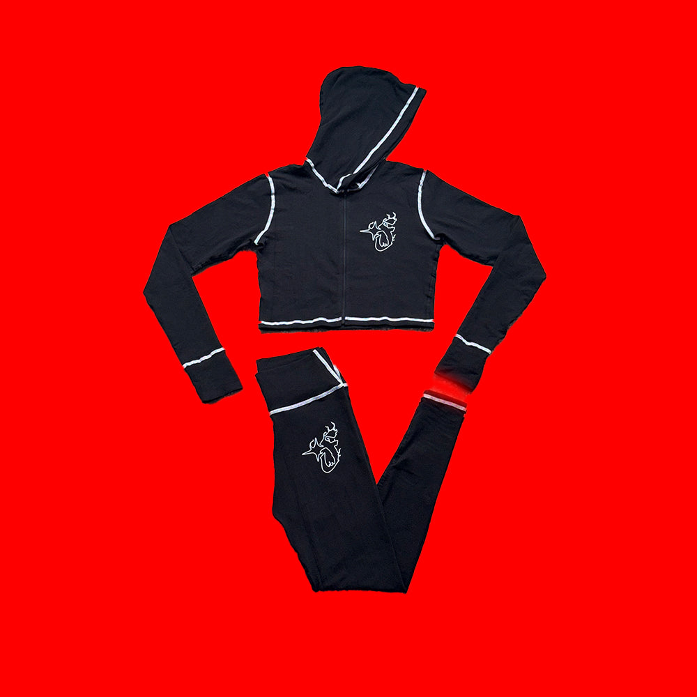 “4 Certain” Women’s Set